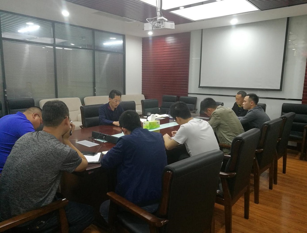 1587540491406910.jpg e628a5592bde3efed59101f57184eda.jpg