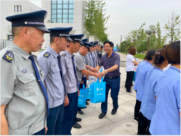 1613703264338684.png 圖片2.png