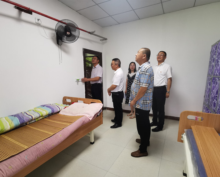 1626940451599383.jpg 了解敬老院住宿情況1_副本_副本.jpg