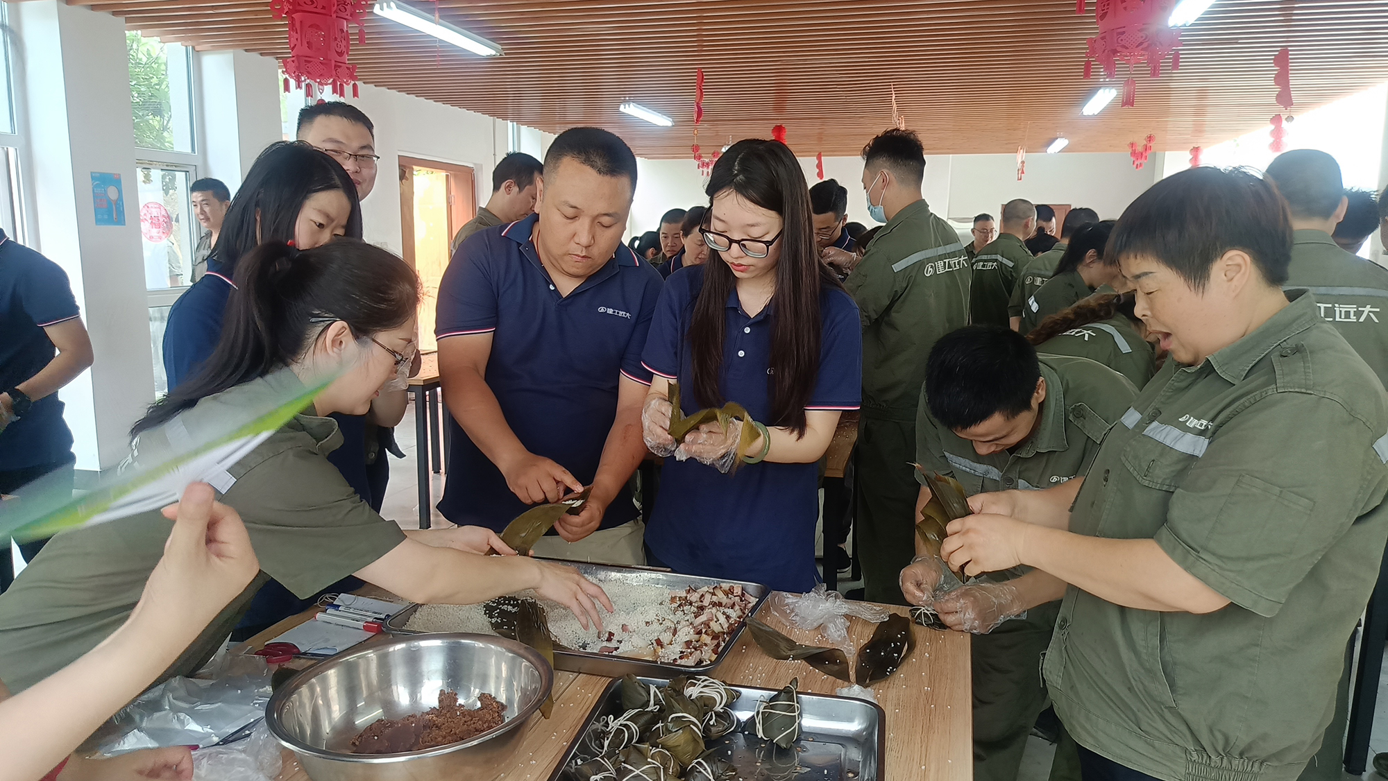 1688359080334081.jpg 1688359080334081.jpg