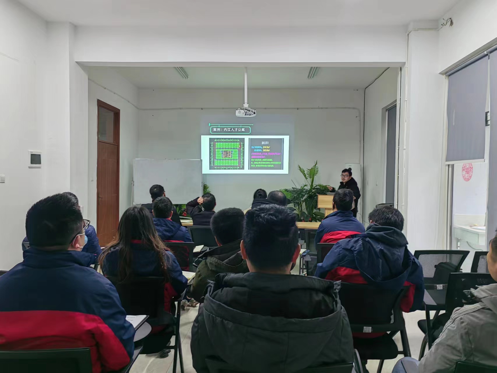 1703836102970713.jpg 1703836102970713.jpg