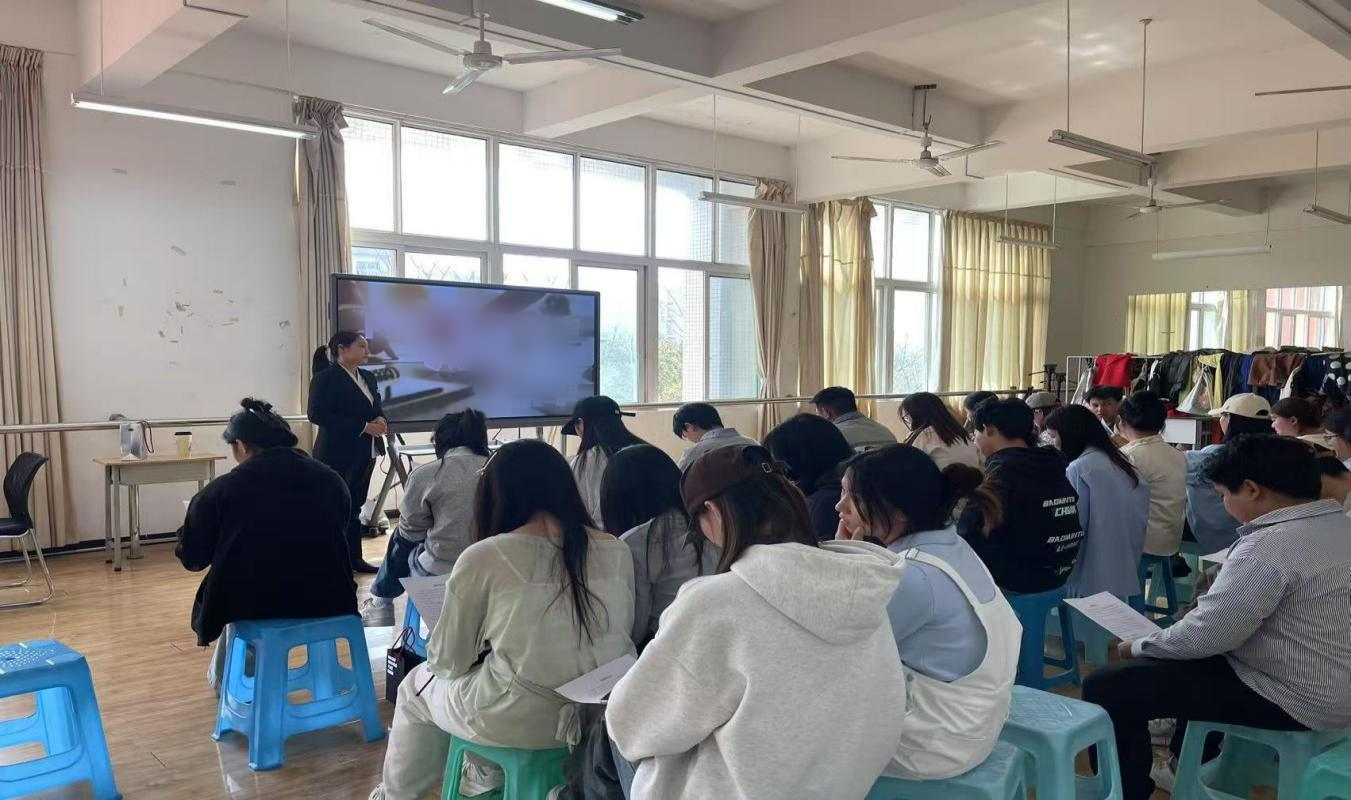 1745372462103102.png 1745372462103102.png