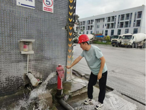 1760152779623533.png image.png